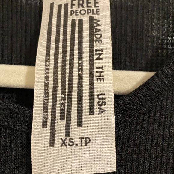 Free People black racer back flowy tank size xs - Picture 6 of 6